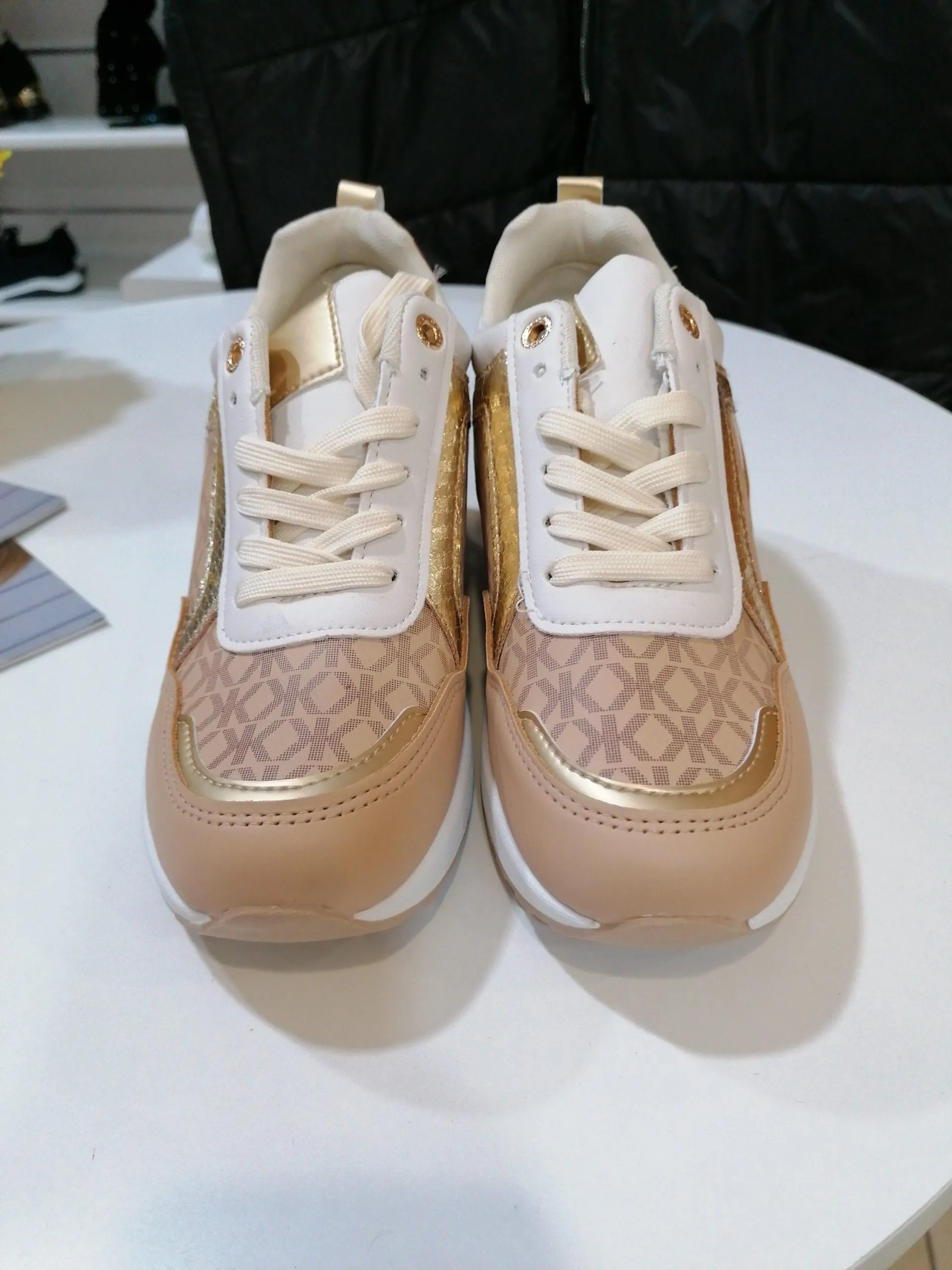 Sneakers - immagine 3