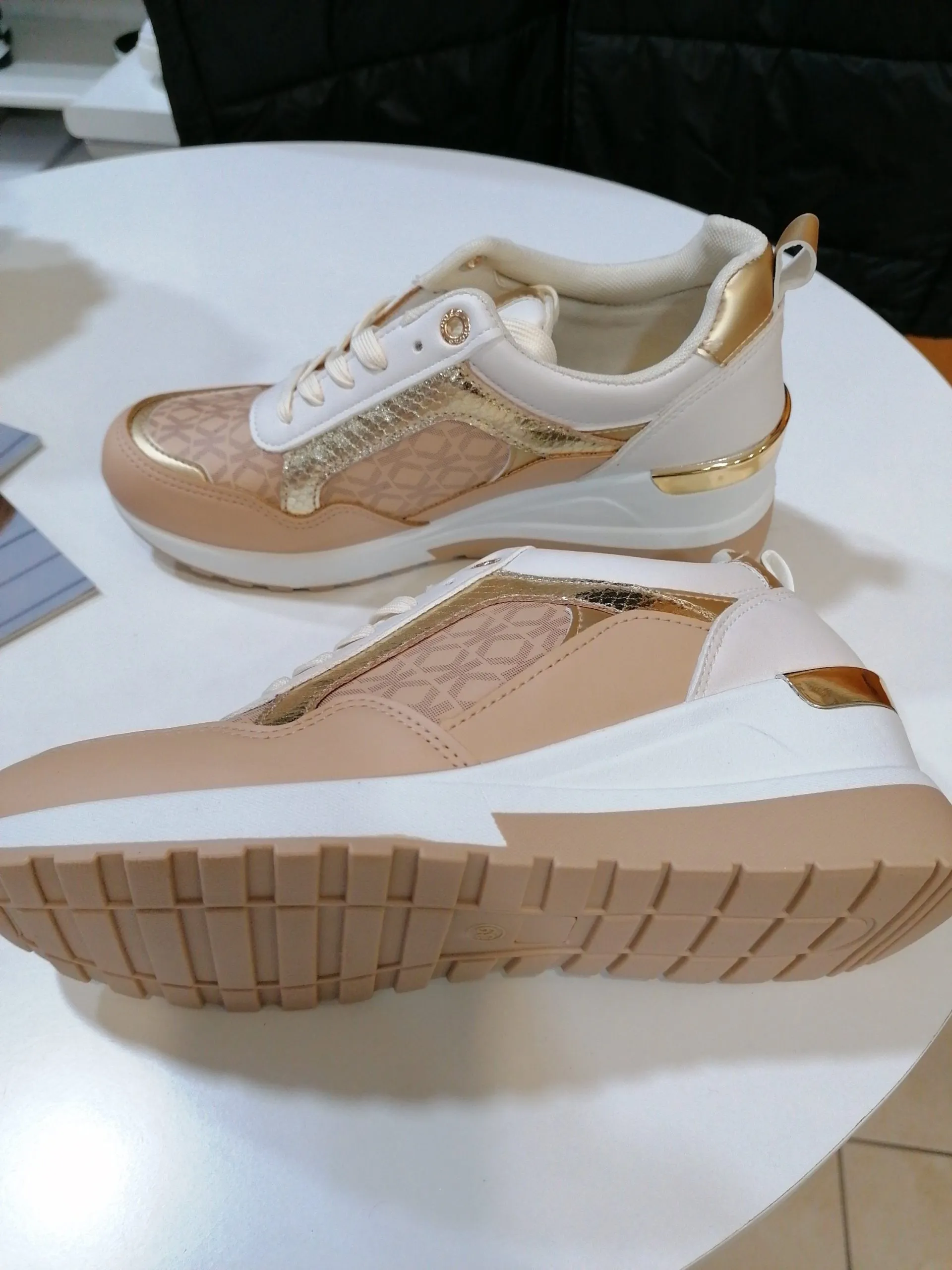 Sneakers - immagine 5