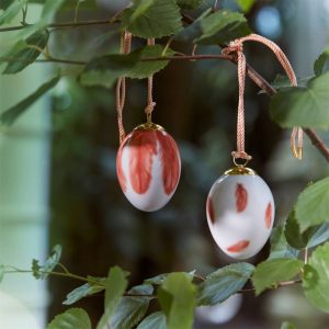 Uovo Pasquale Grandi Piume Codirosso